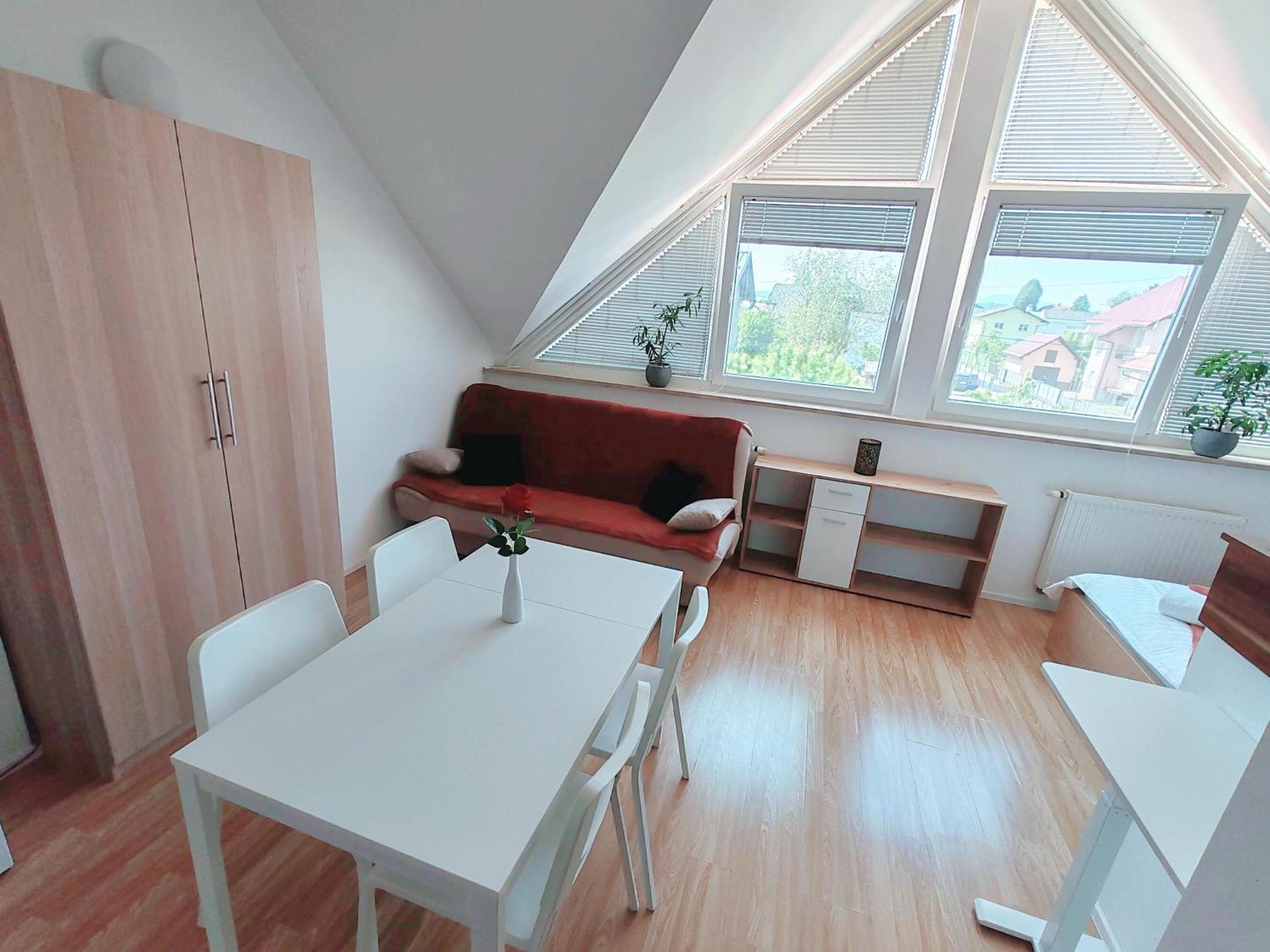 Lucky Center Ljubljana Apartment Luaran gambar