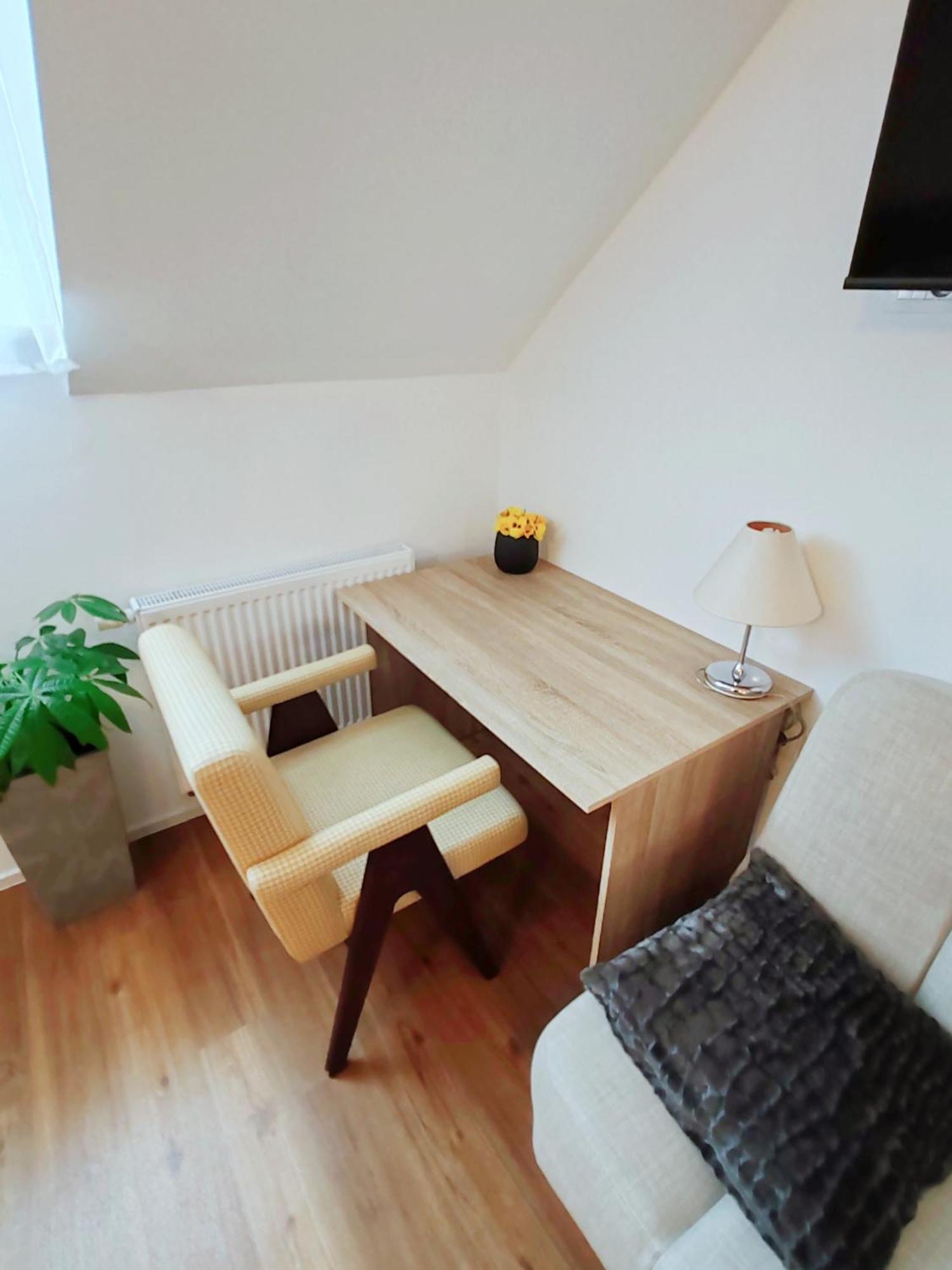 Lucky Center Ljubljana Apartment Luaran gambar