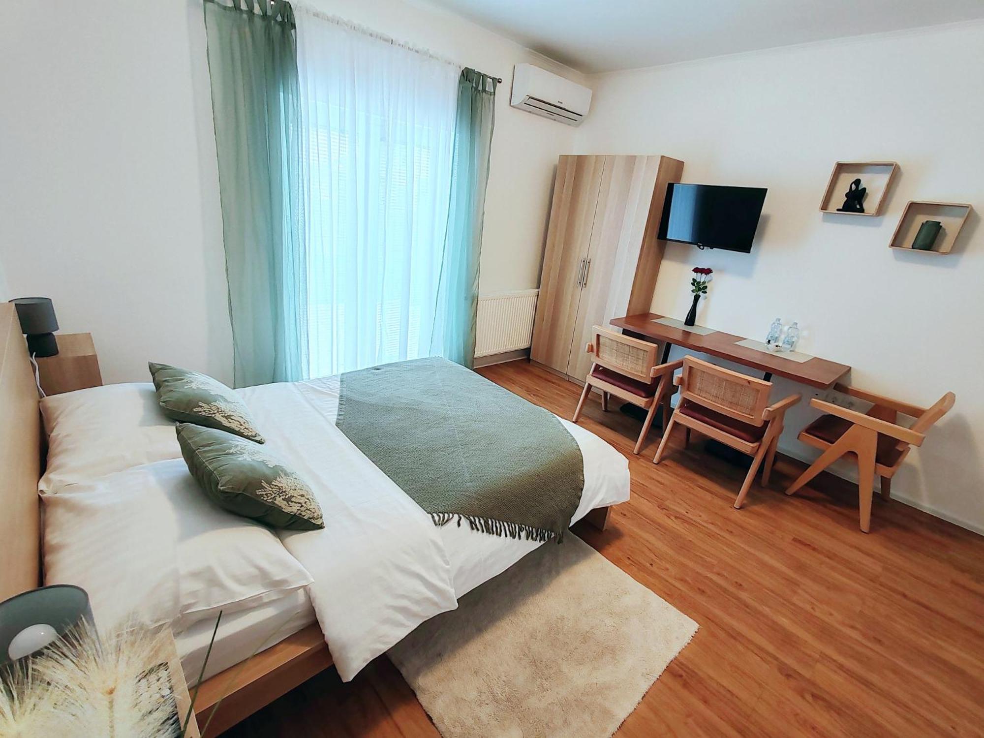Lucky Center Ljubljana Apartment Luaran gambar