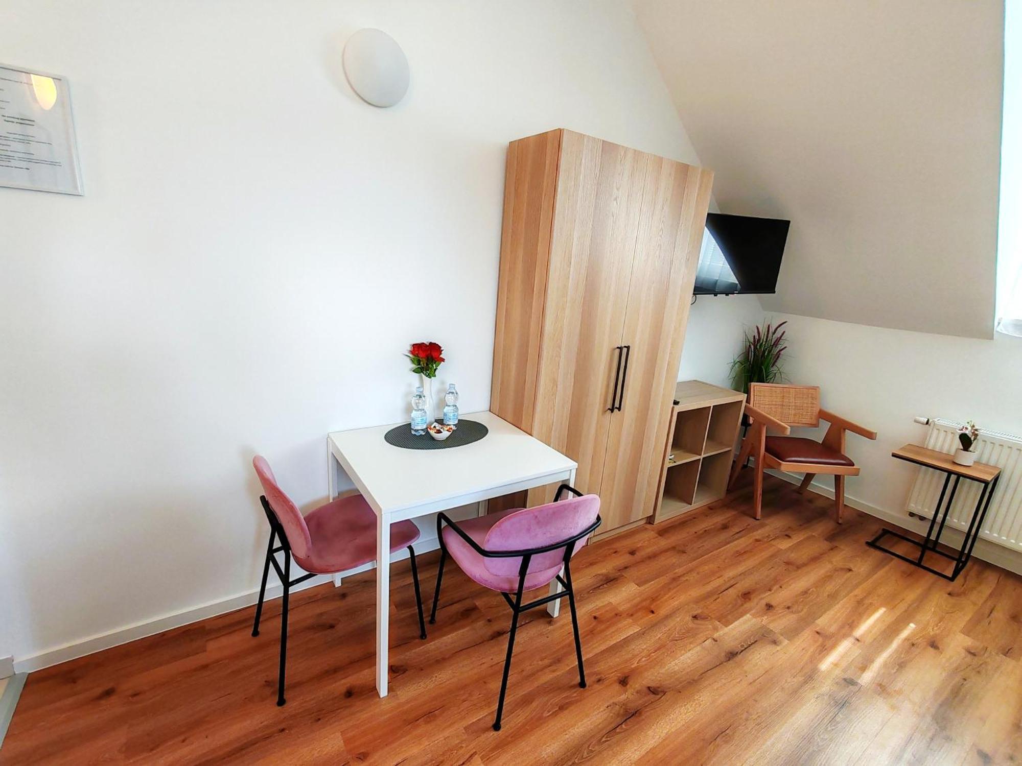 Lucky Center Ljubljana Apartment Luaran gambar
